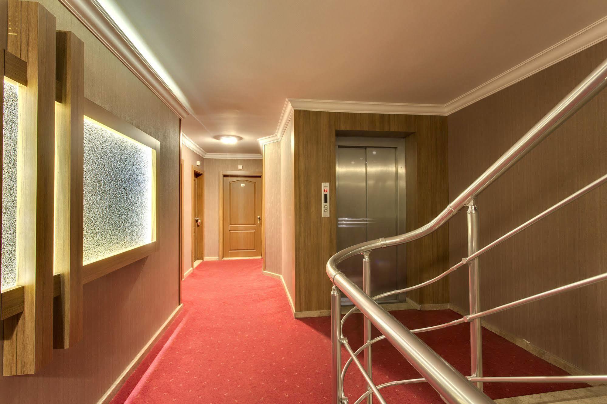 Antroyal Hotel Antalya Exterior photo